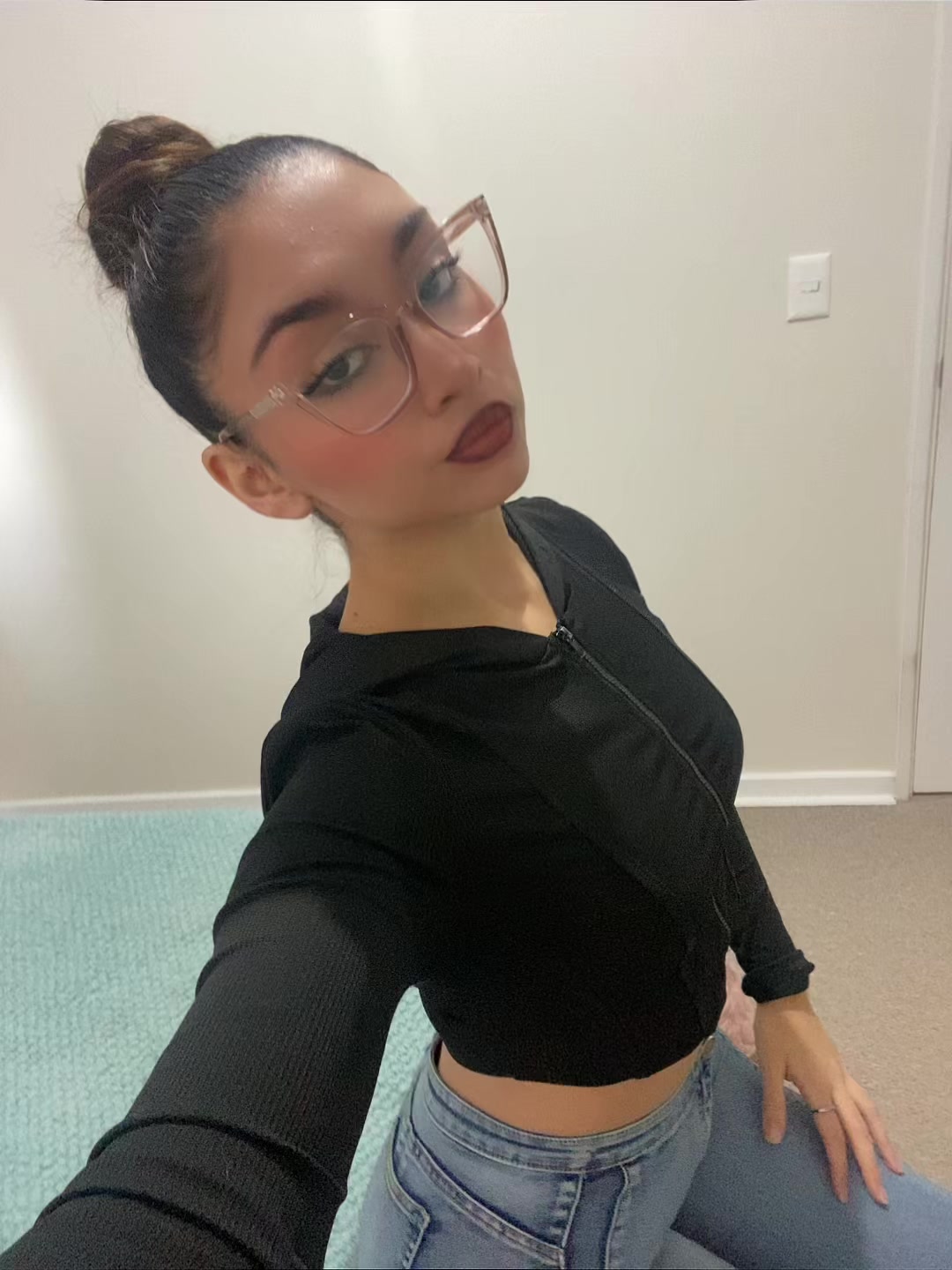 @Anais