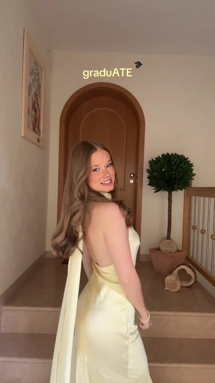 @𝐴𝑙𝑖𝑛𝑎