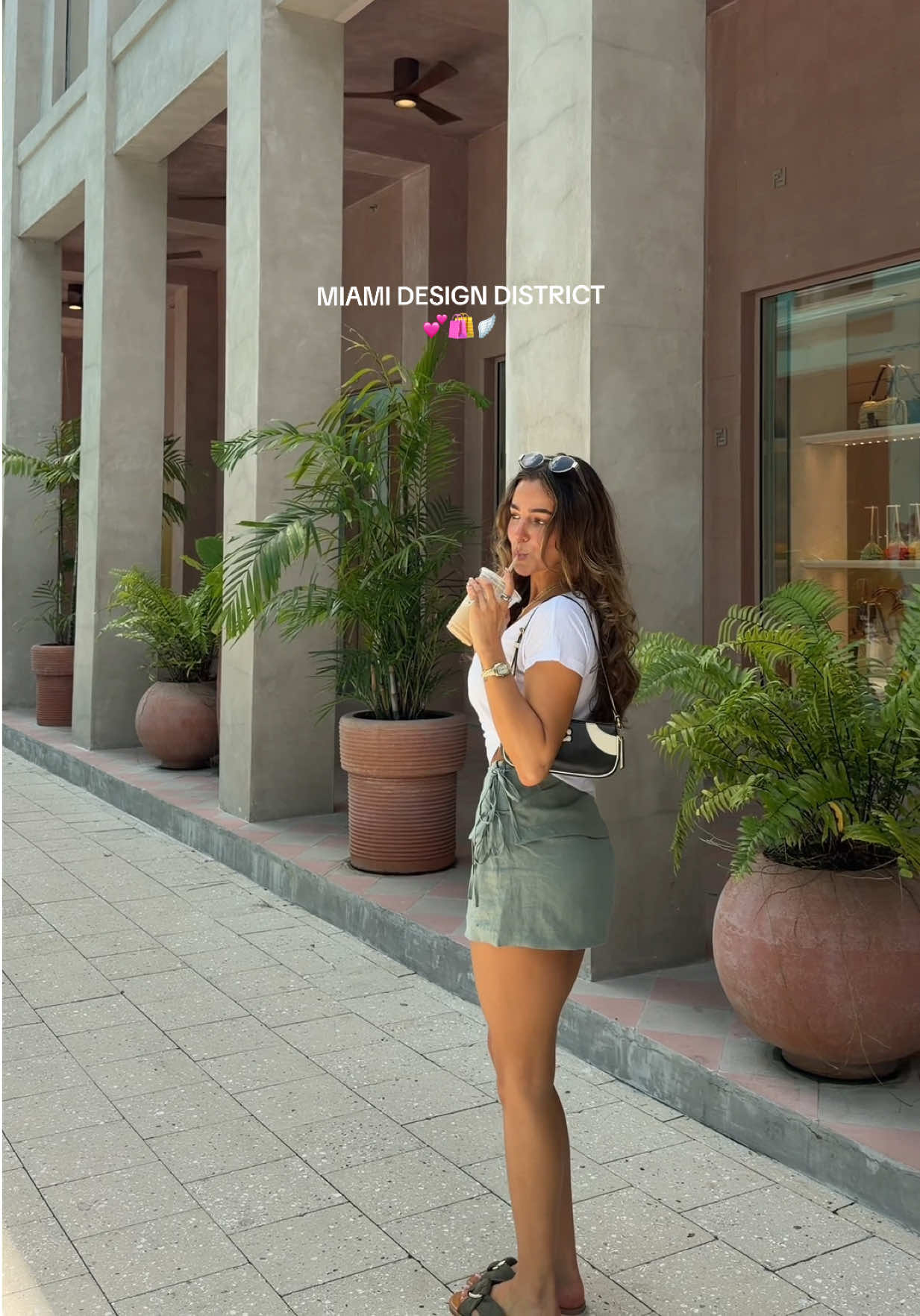 @Monika Mancini 🦋