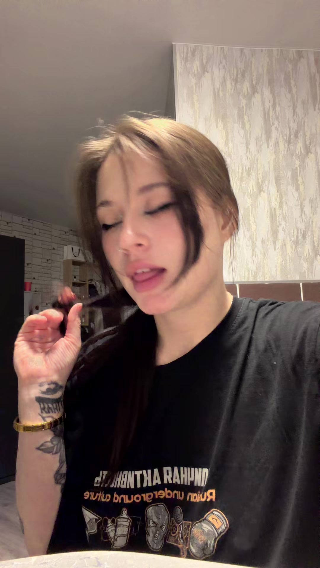 @Мученица