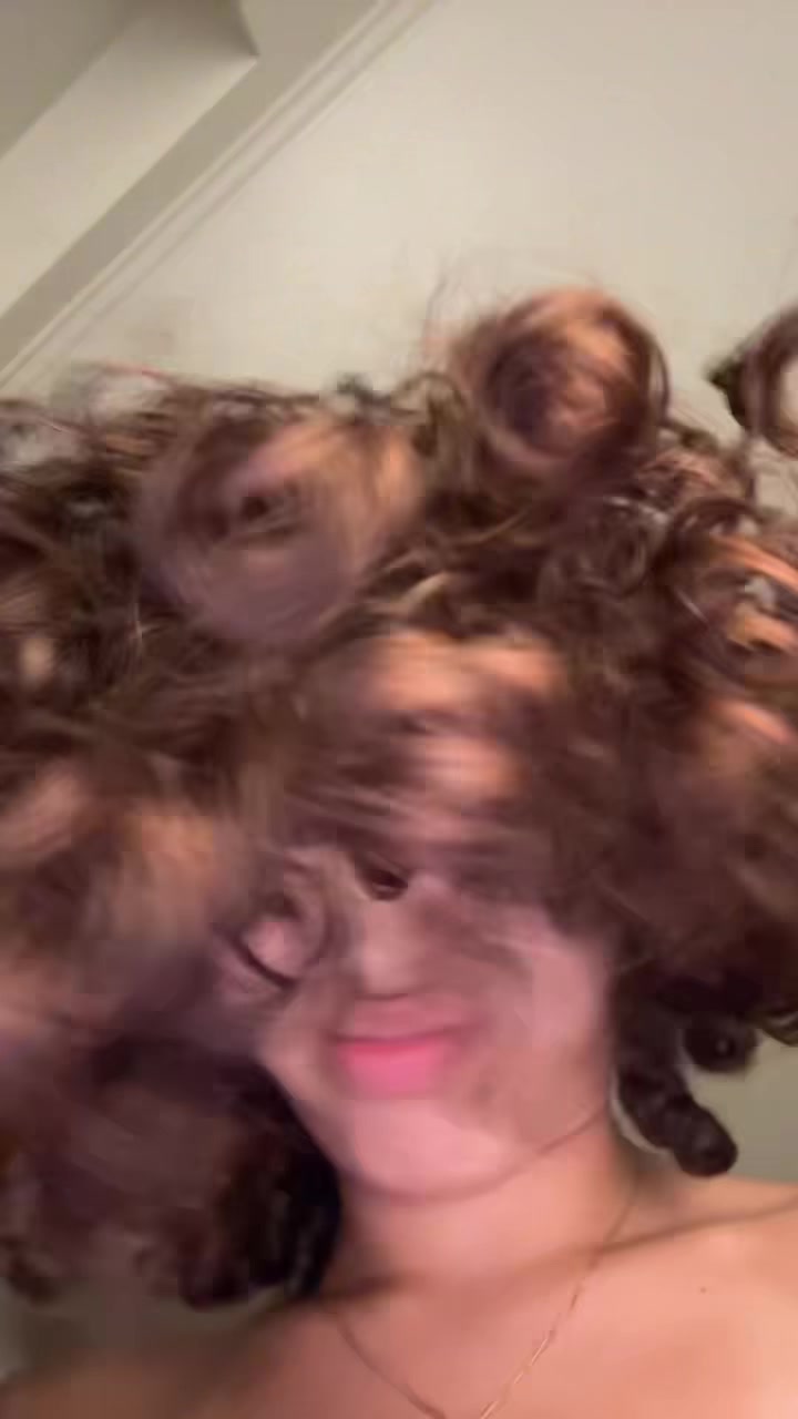 @_.ainyy._