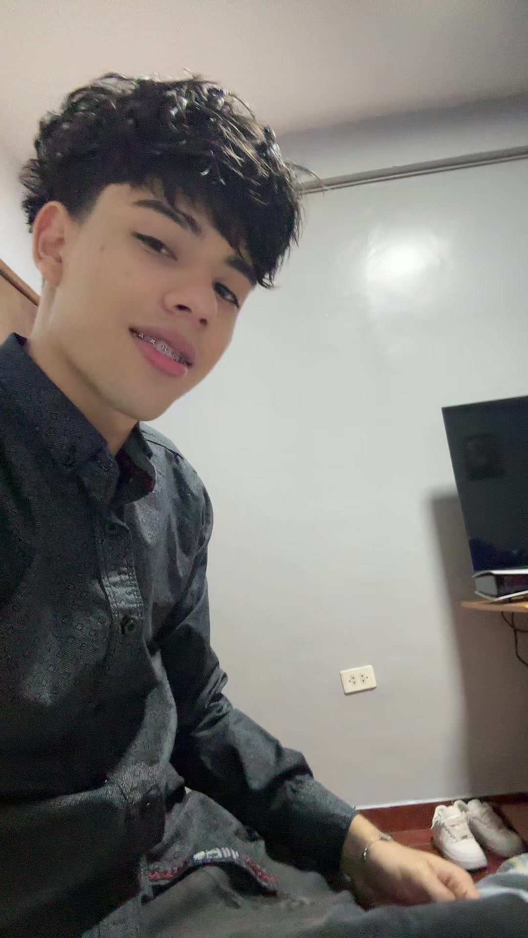 @𝕬𝖑𝖊𝖏𝖆𝖓𝖉𝖗𝖔🐺