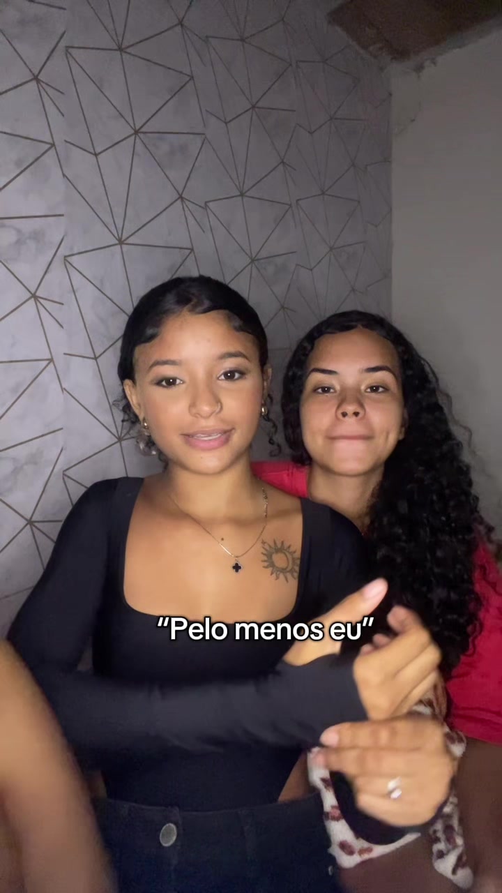 @Lívinha🌞