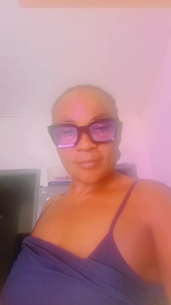 @zuku 225 Ghislaine🛡️🛡️🛡️