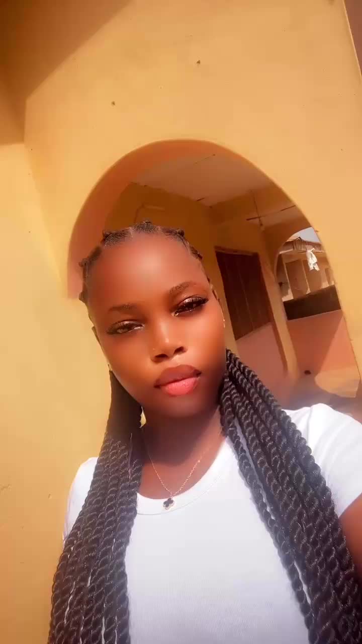 @Anikeade 🥰💕