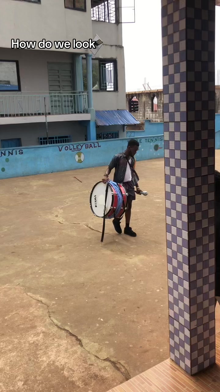 @PÄÜŁÏŠTÂ