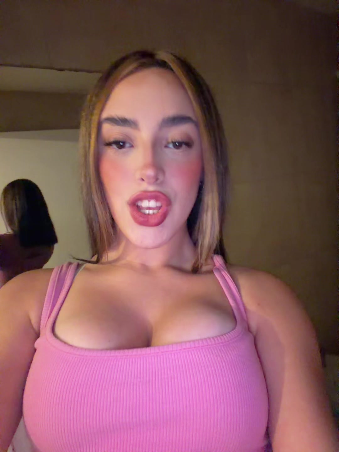 @Lola Roddri