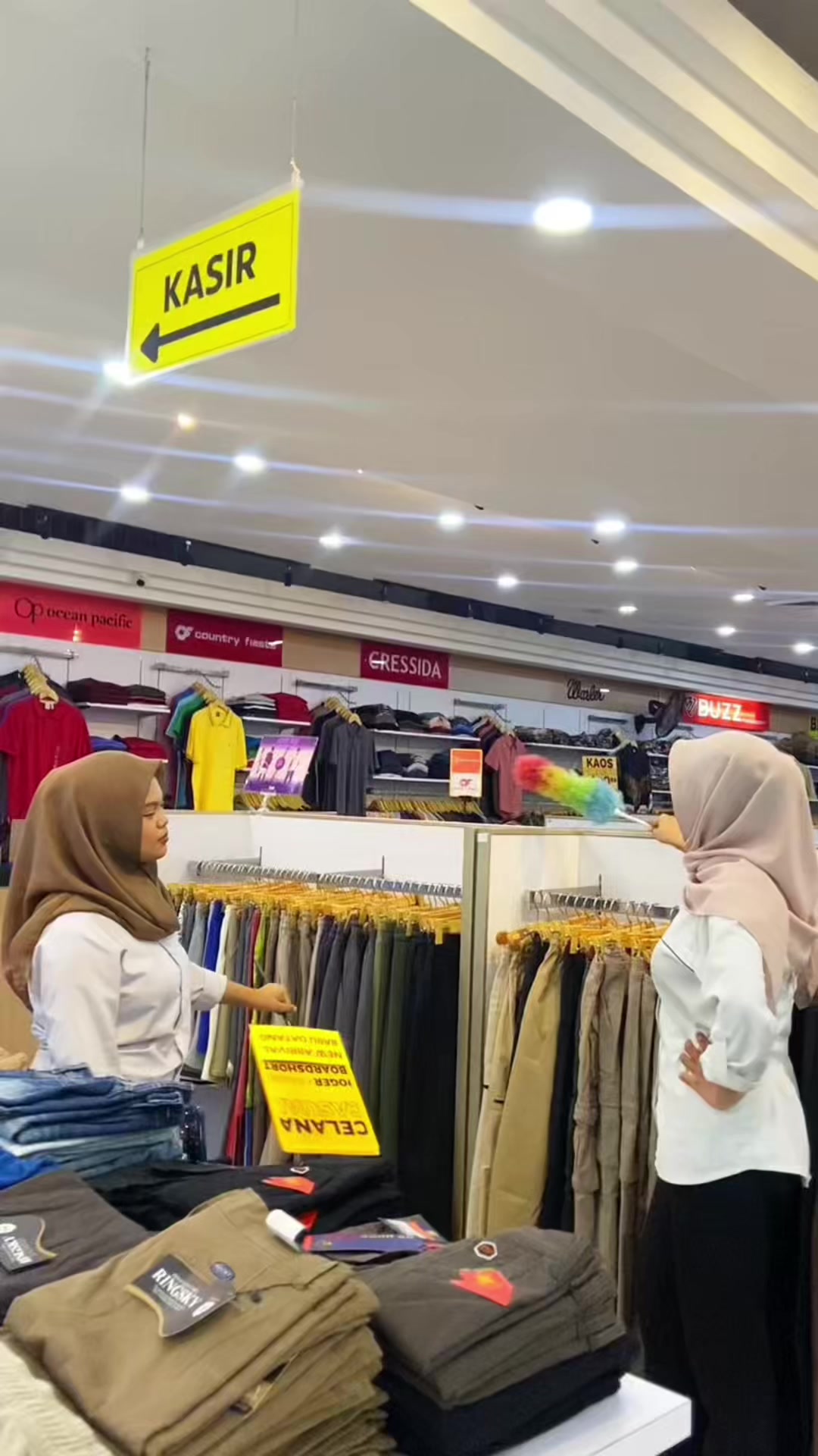 @Allegra dept store