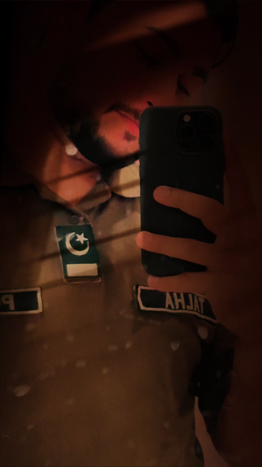 @Sharrybabu🙂🫣
