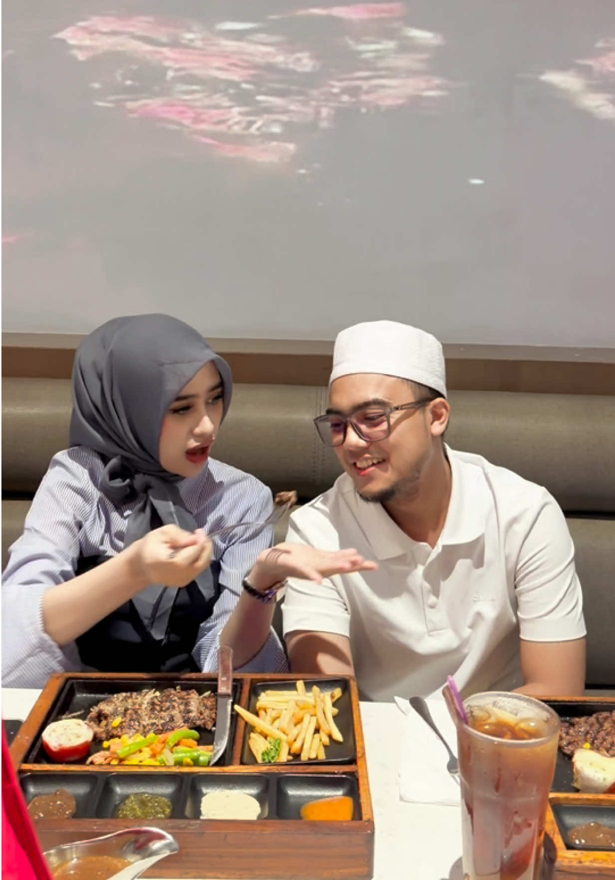 @ABINYA ZOYA