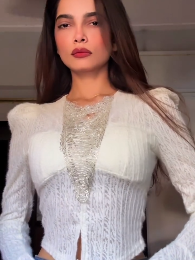 @Sana Qamar