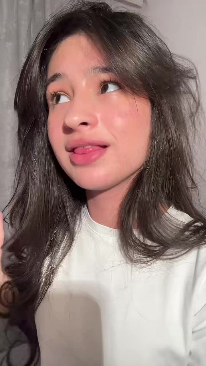 @khhh