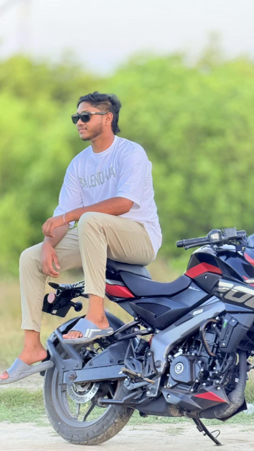 @𝗔𝗙𝗔𝗙 🪬