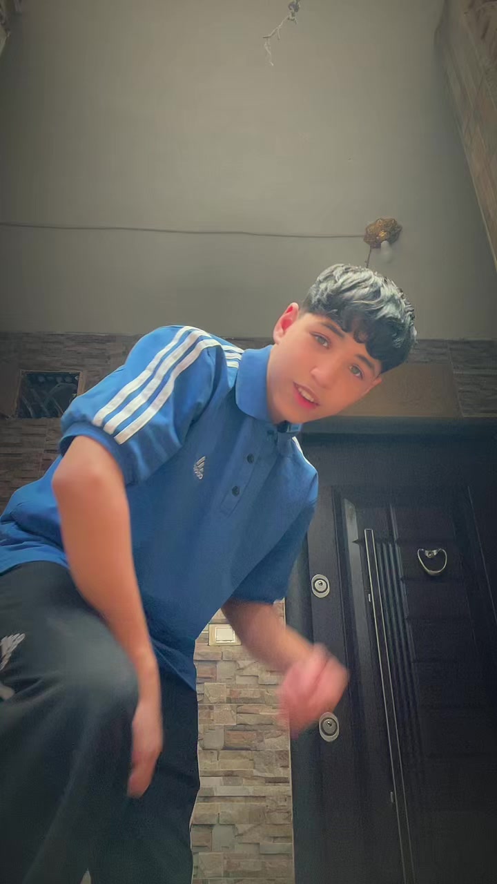 @🫅
