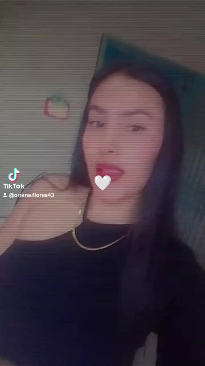 @Oriana Flores