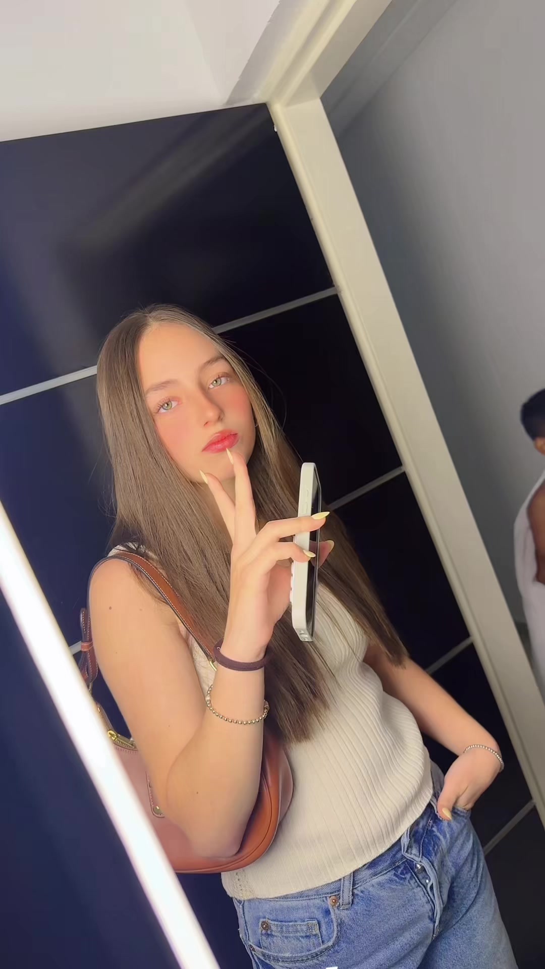 @Leyra