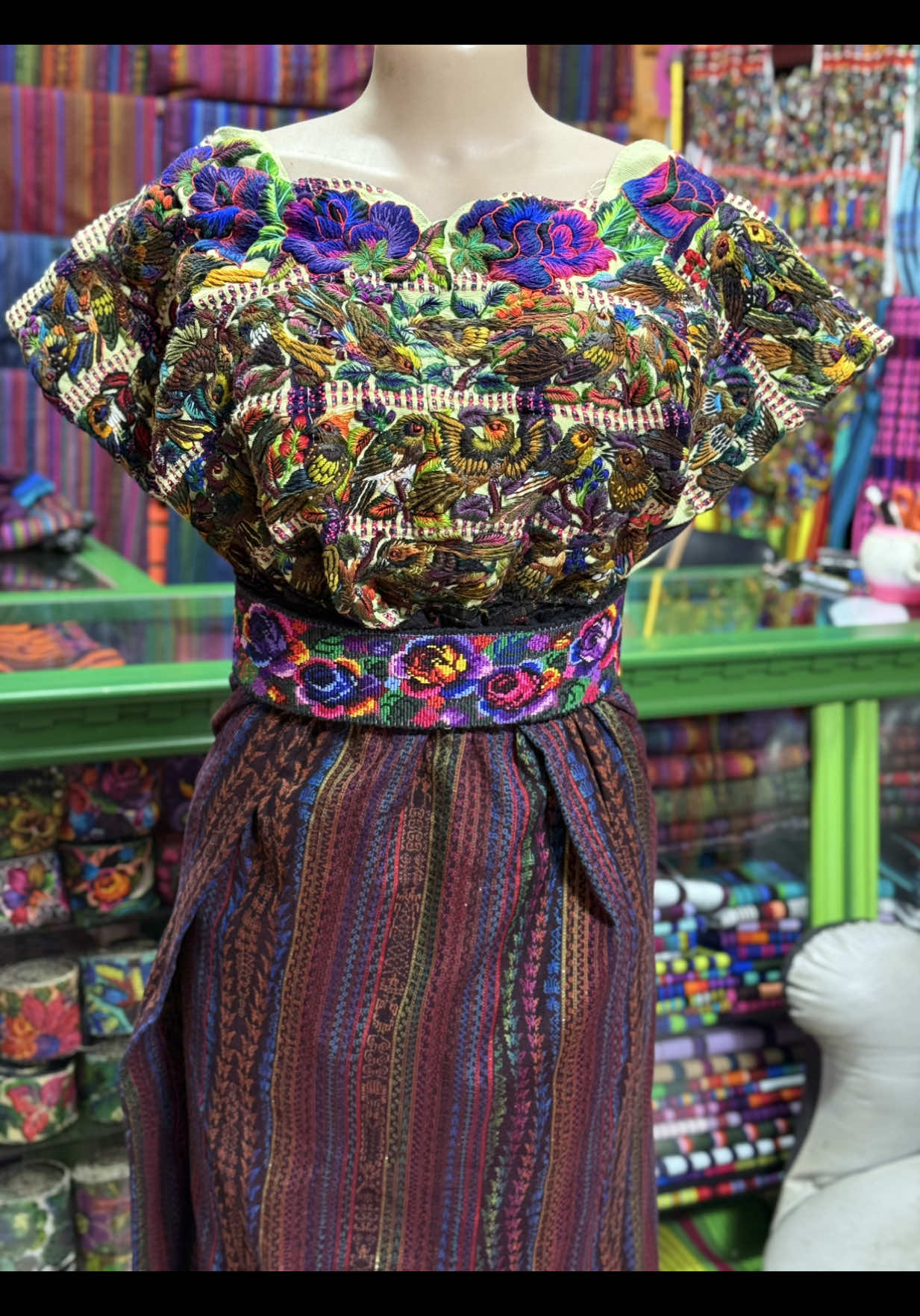 @ANDREA Ropa Típica