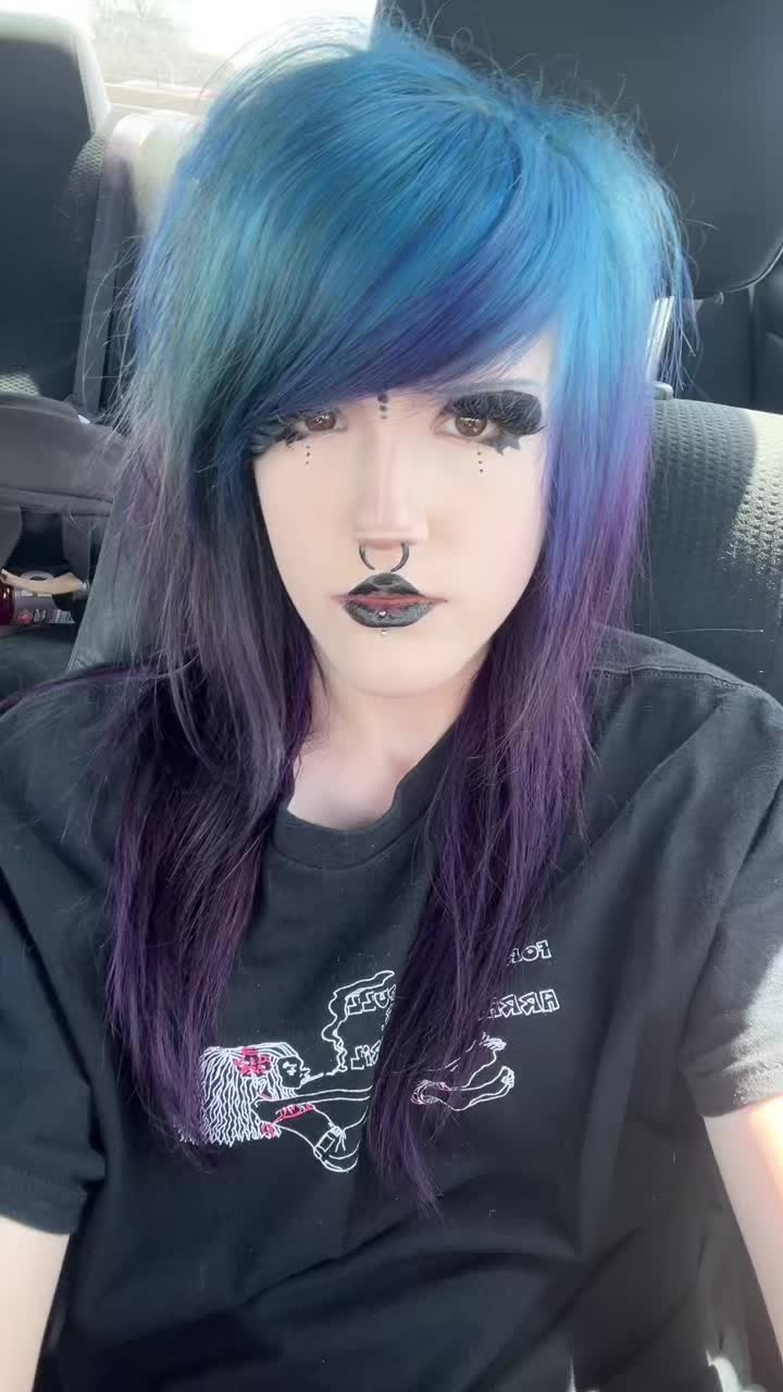 @𐕣 åerie🦄