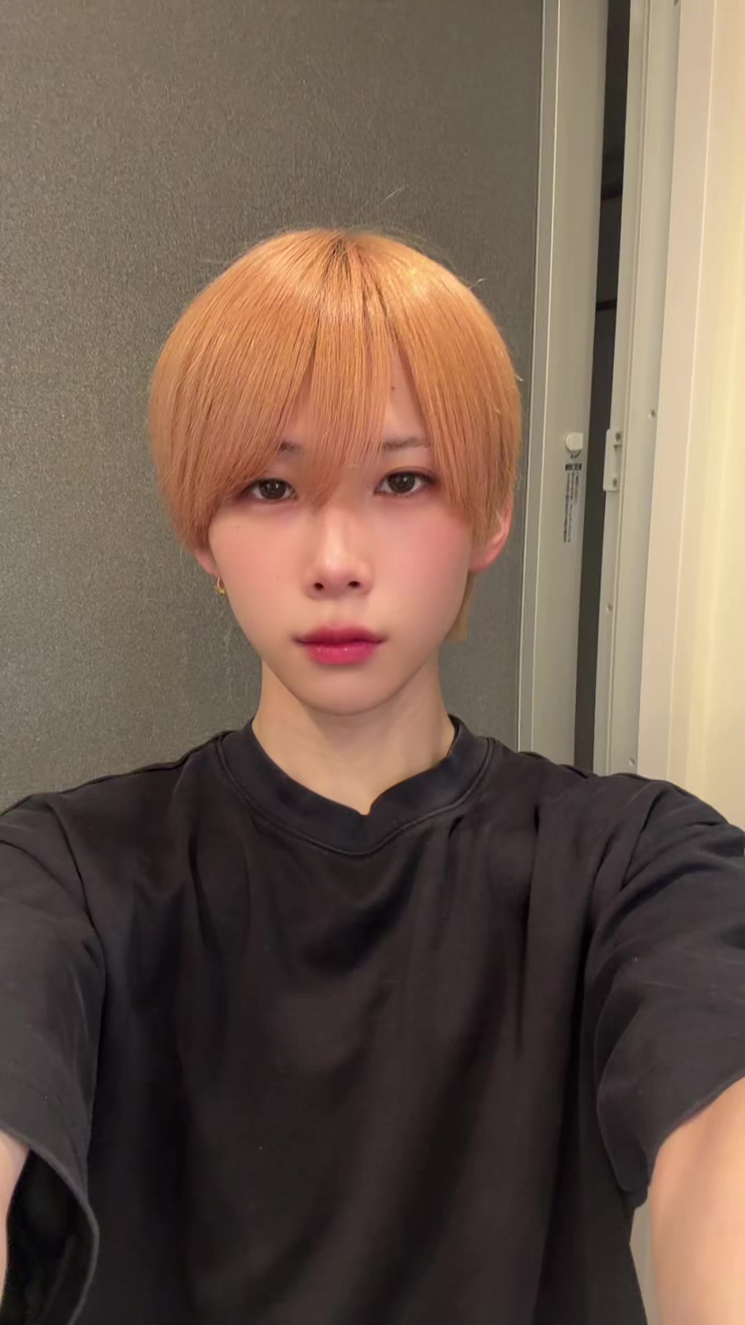@たく