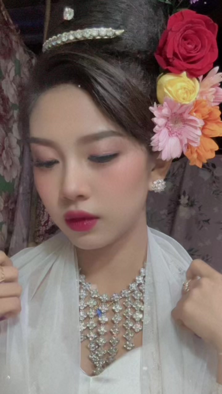 @So Pyay Myat Noe