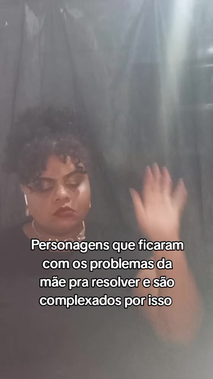 @J&uacute; Amaral