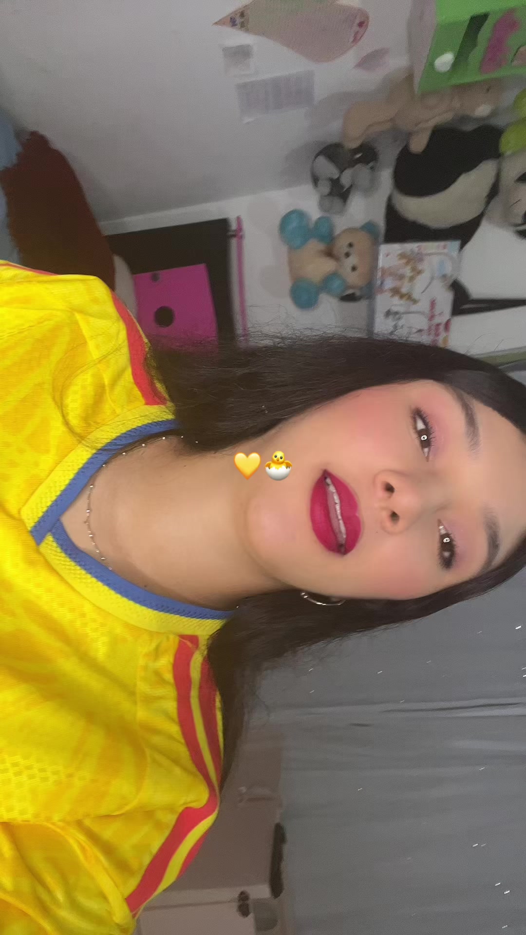 @Ximena C. 🤍