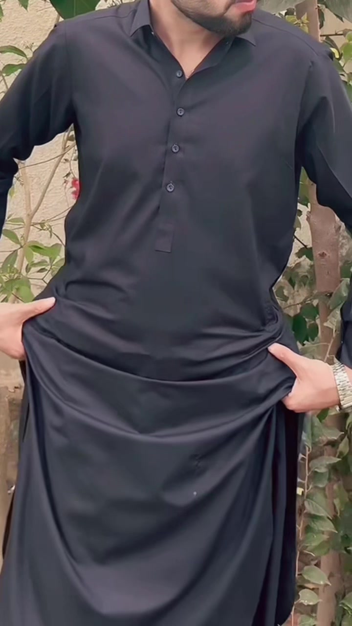 @👑Aرeeب_Qaim_khani