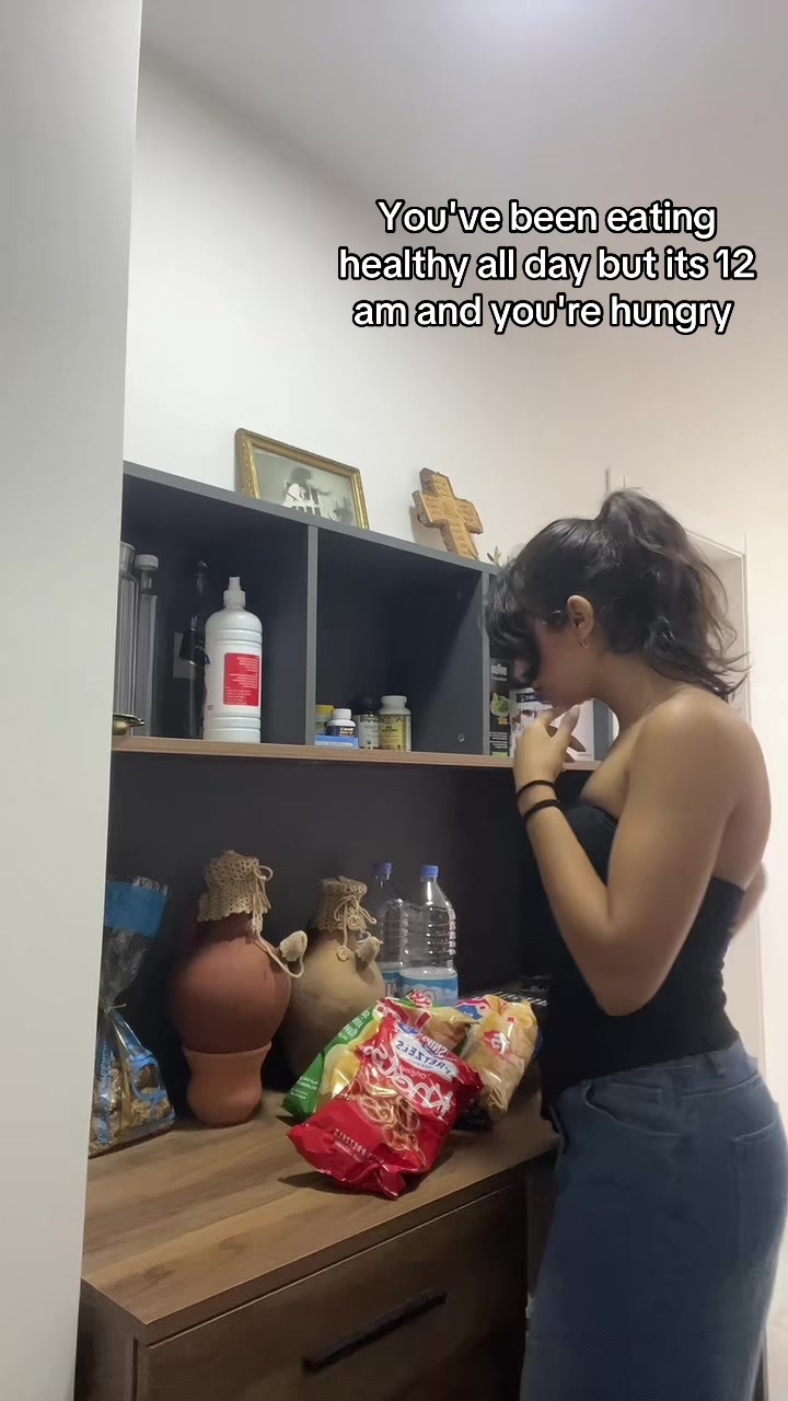 @𝐜 𝐡 𝐫 𝐢 𝐬 𝐭 𝐚