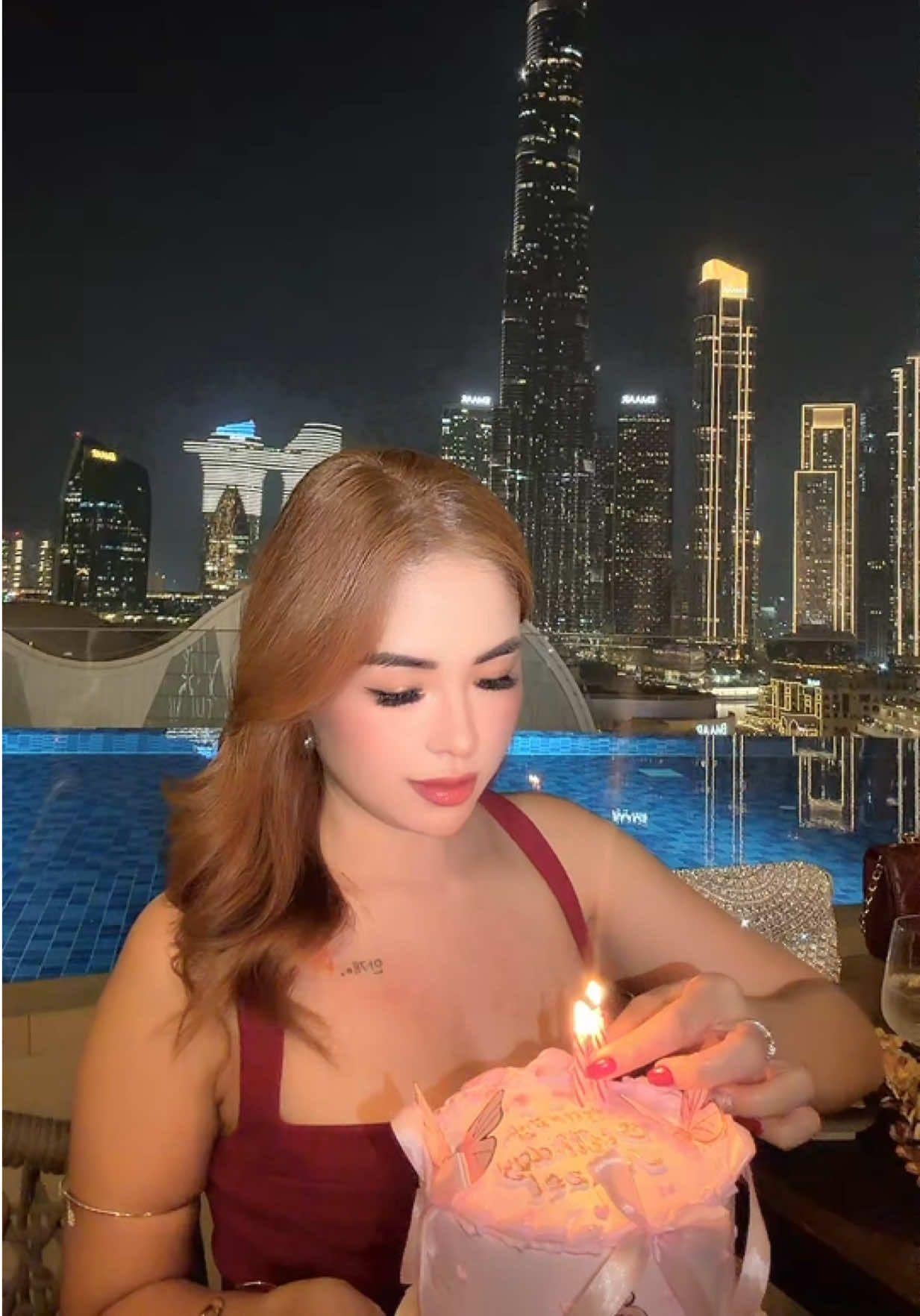 @๐ฃ๐๐ณ๐ณ๐๐ฅ ๐โโ.