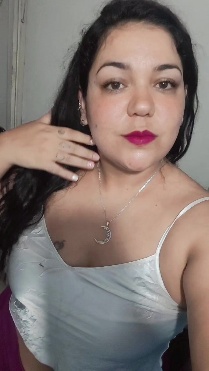 @Nati Curvi 💜