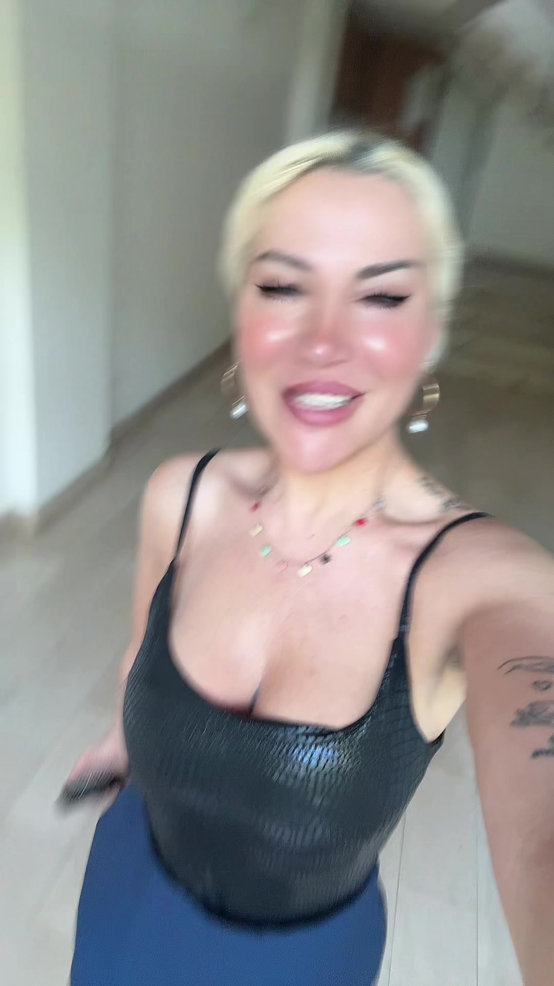 @Ela _entela