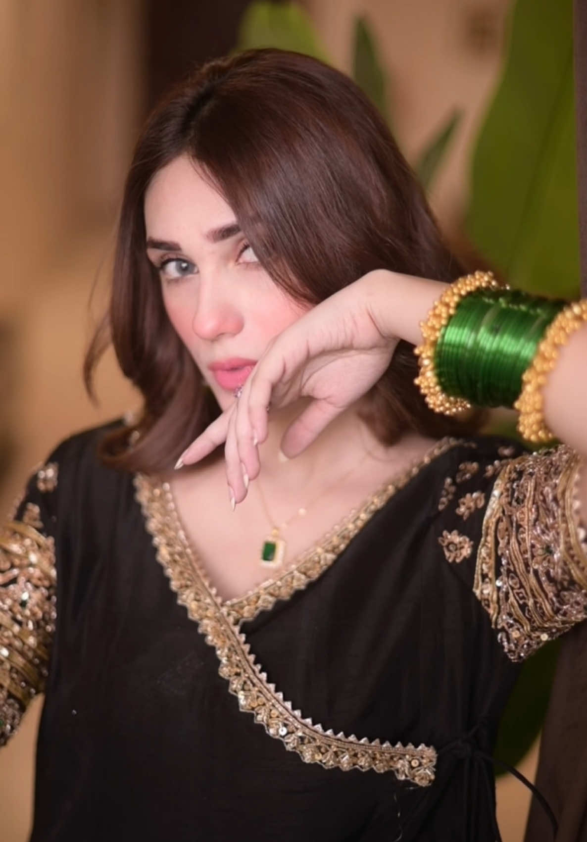 @hinaatariiq_