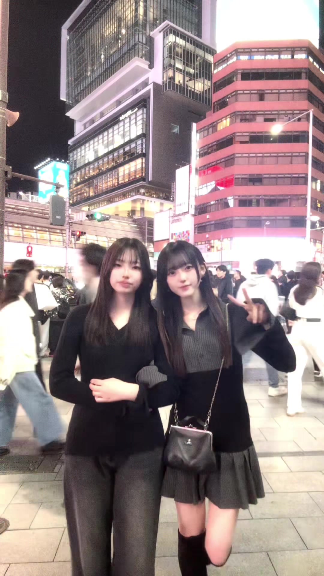 @うーにゃん