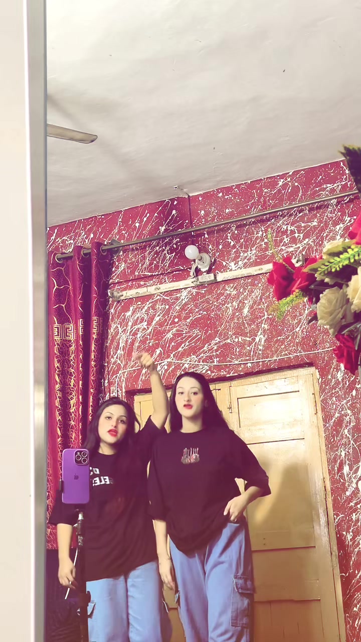 @✨Cute Sisters 💜💫
