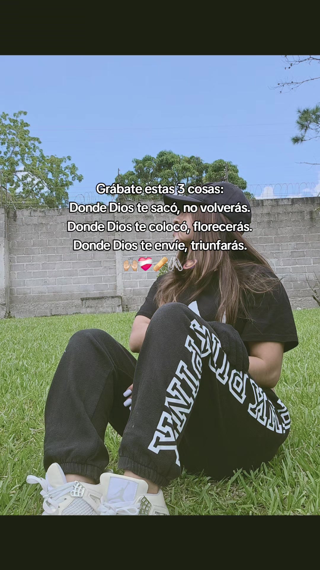 @Hernándezcherry🍓🍒