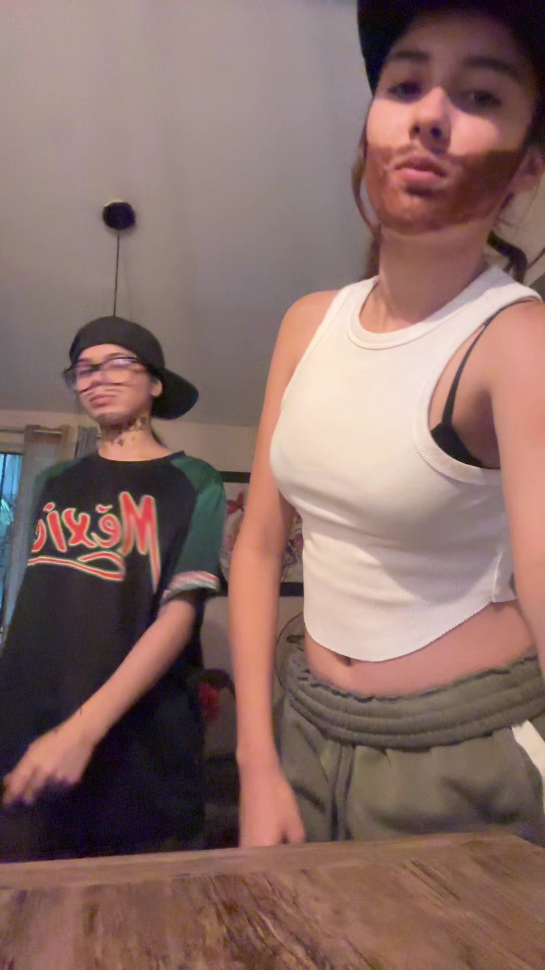 @lunita