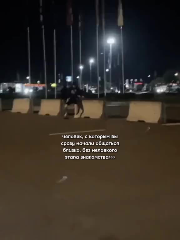 @чел просто ушёл в себя