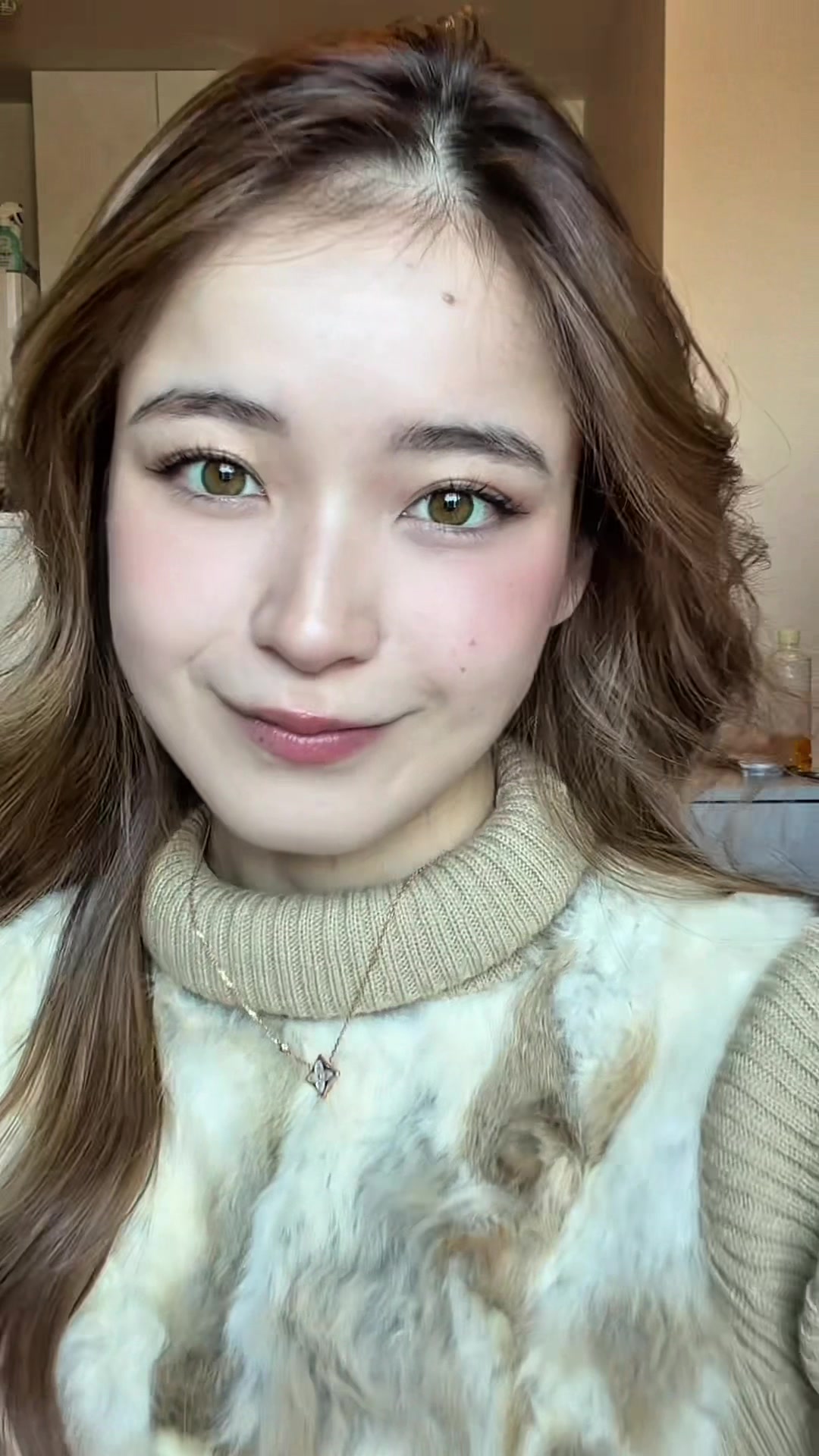 @Luna