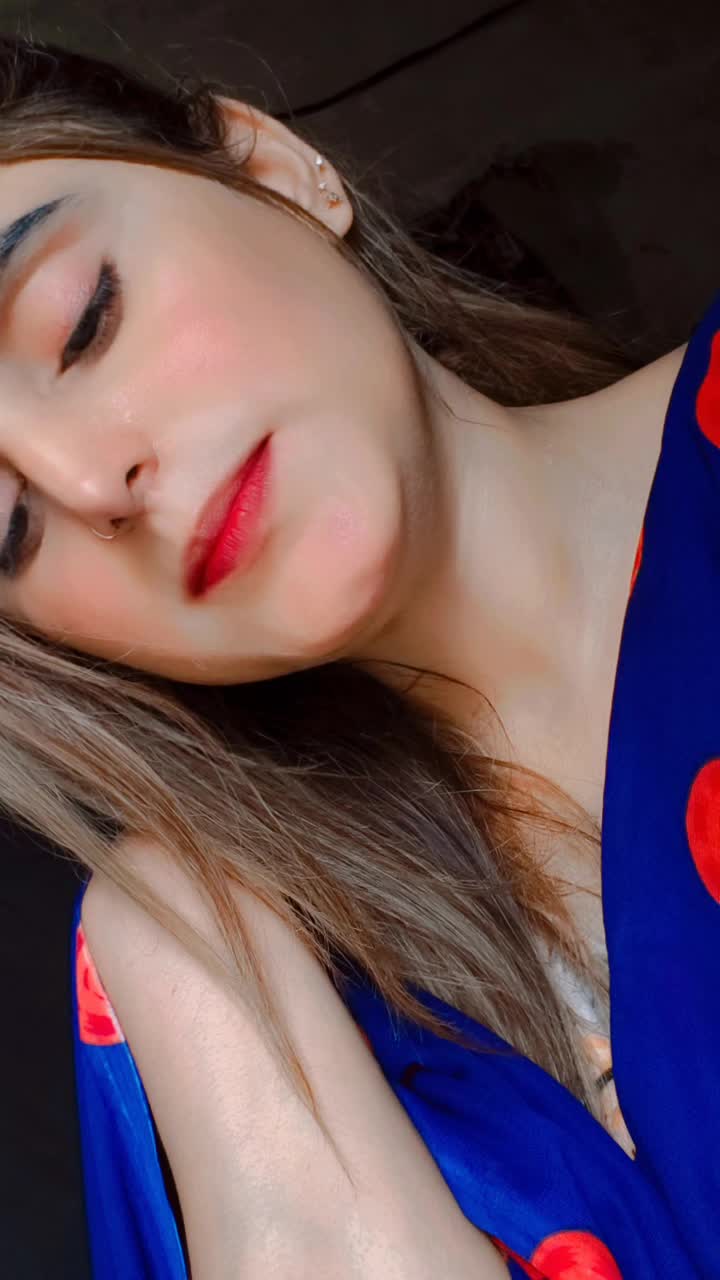 @🦋ملتانی گرل 🦋