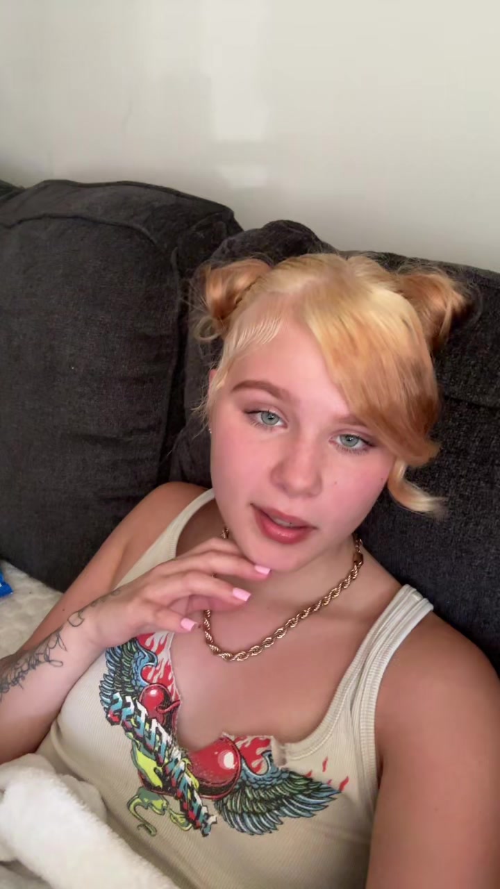 @1prettyblondieee