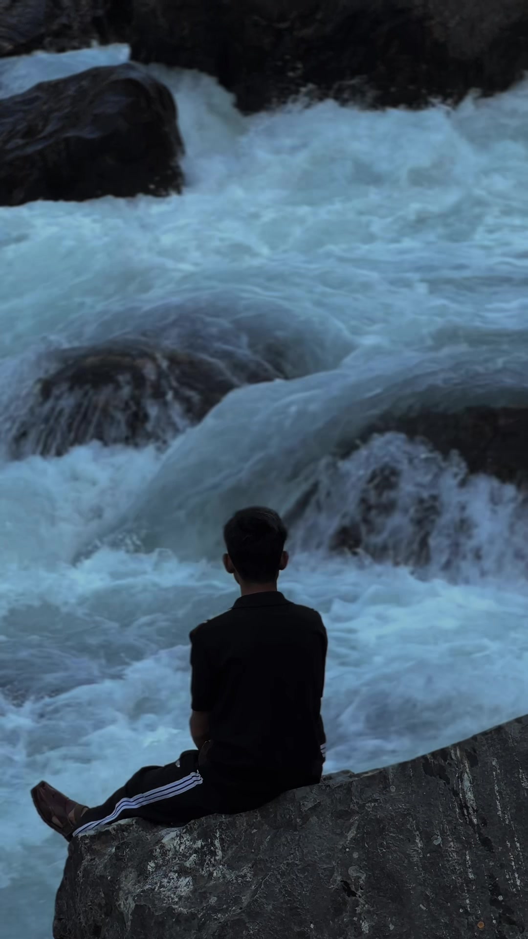 @Zyn6t9