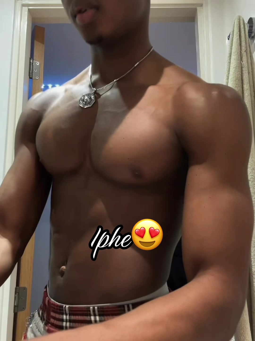 @iphe._clips