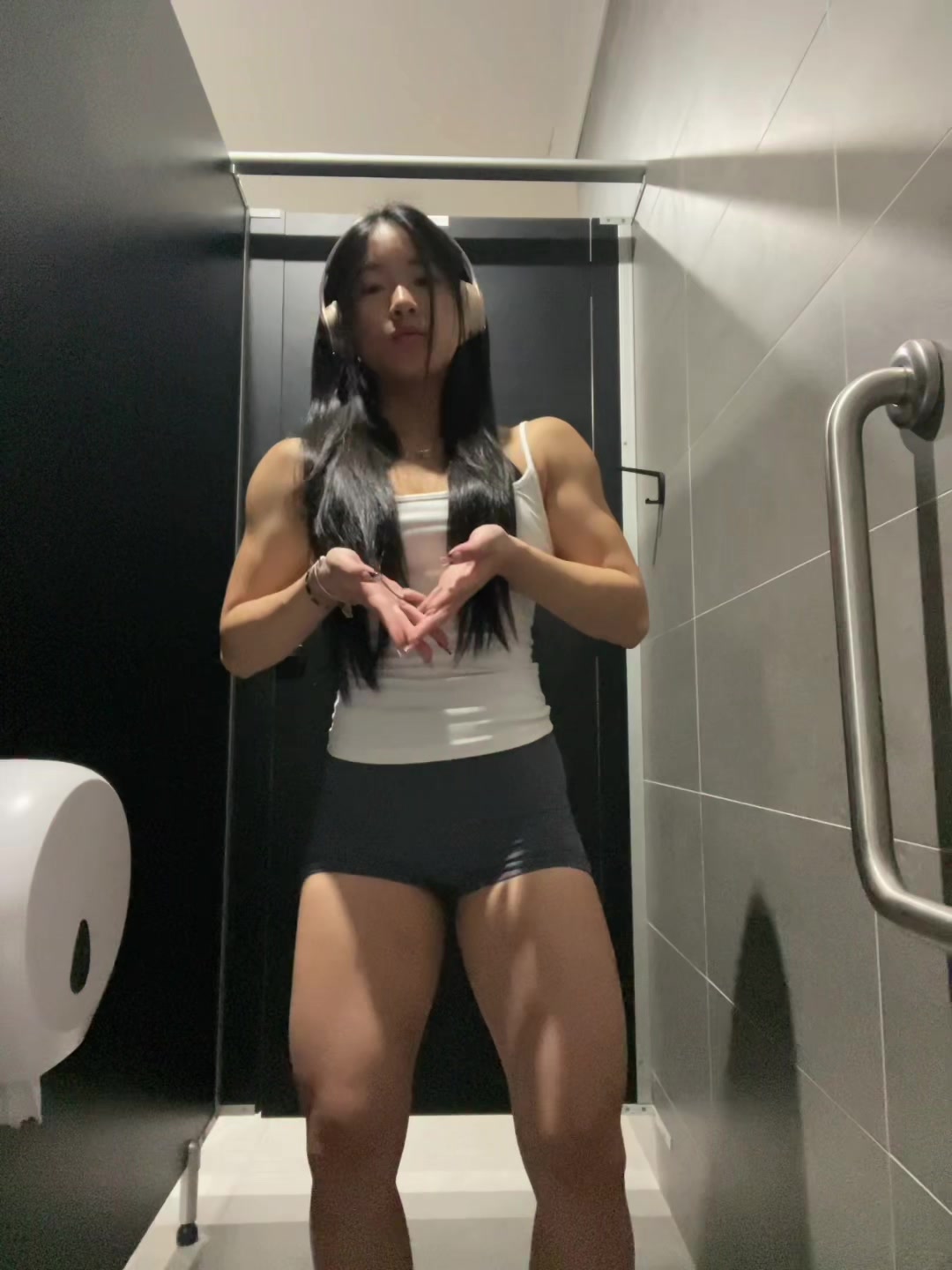 @angelaanguyn