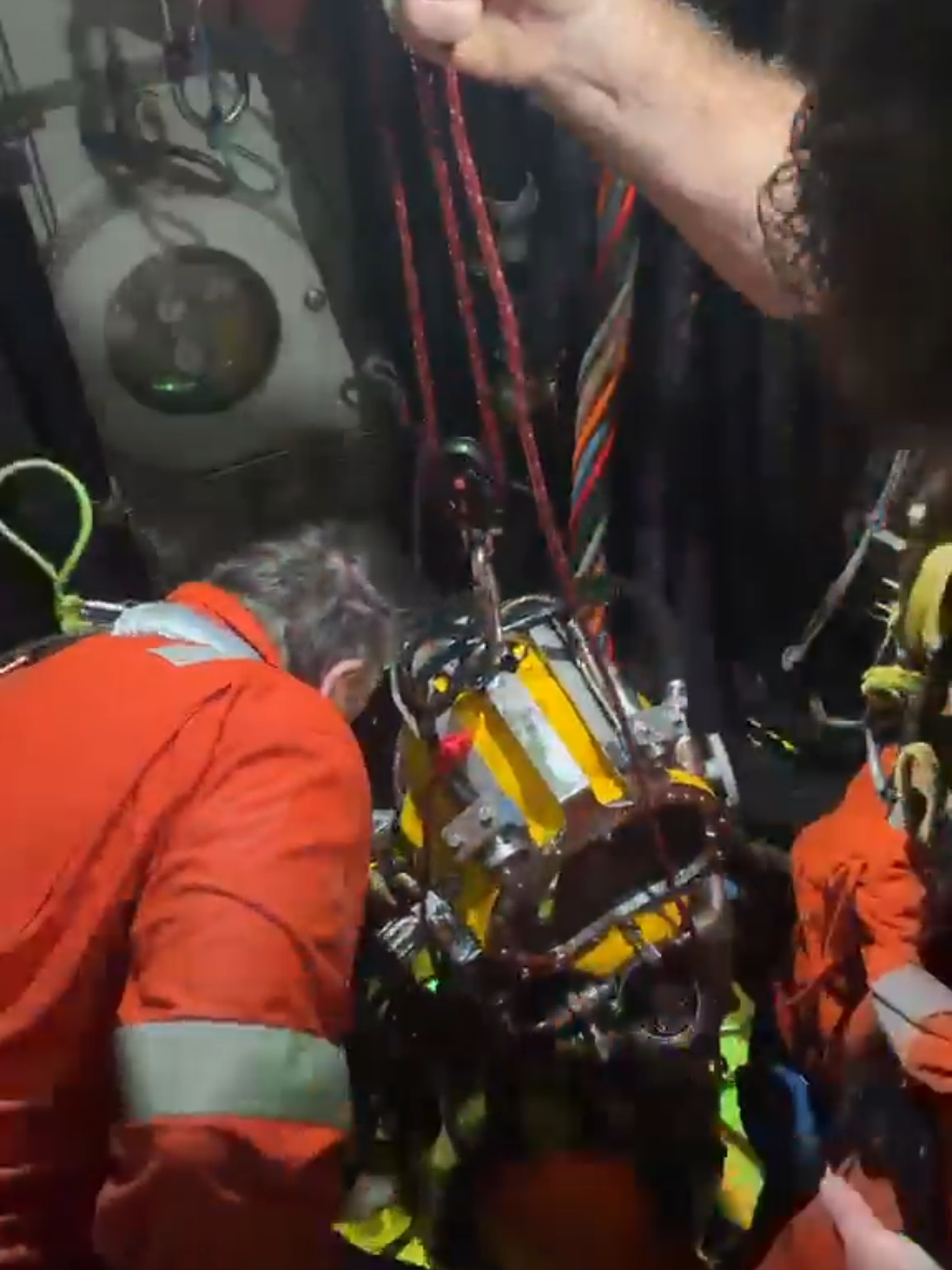 @auscomdiver