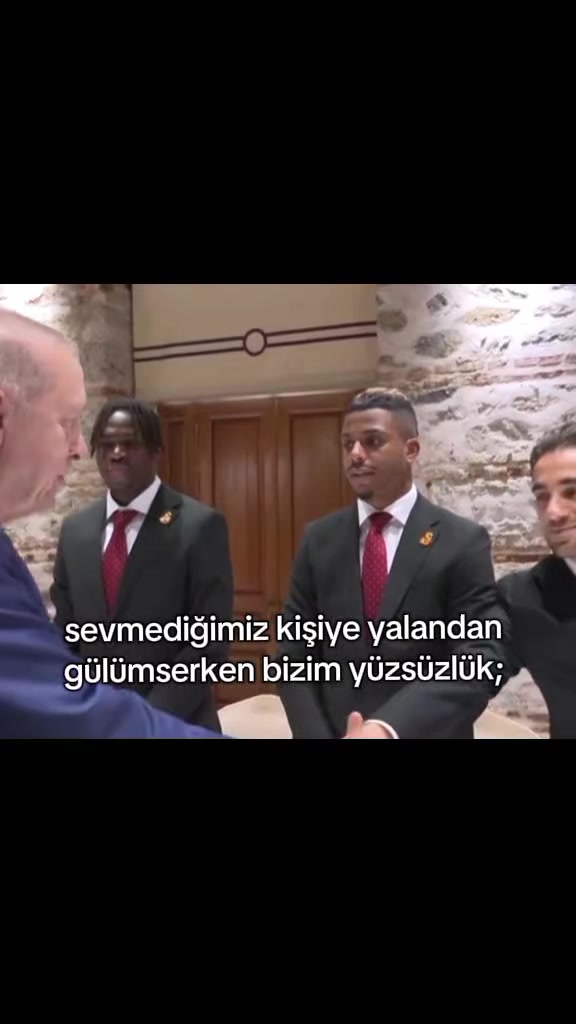 @Ceren&sup1;⁹⁰⁵