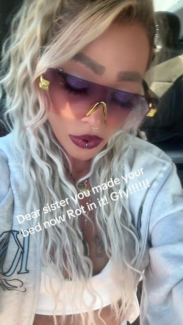 @qu33nlashesz