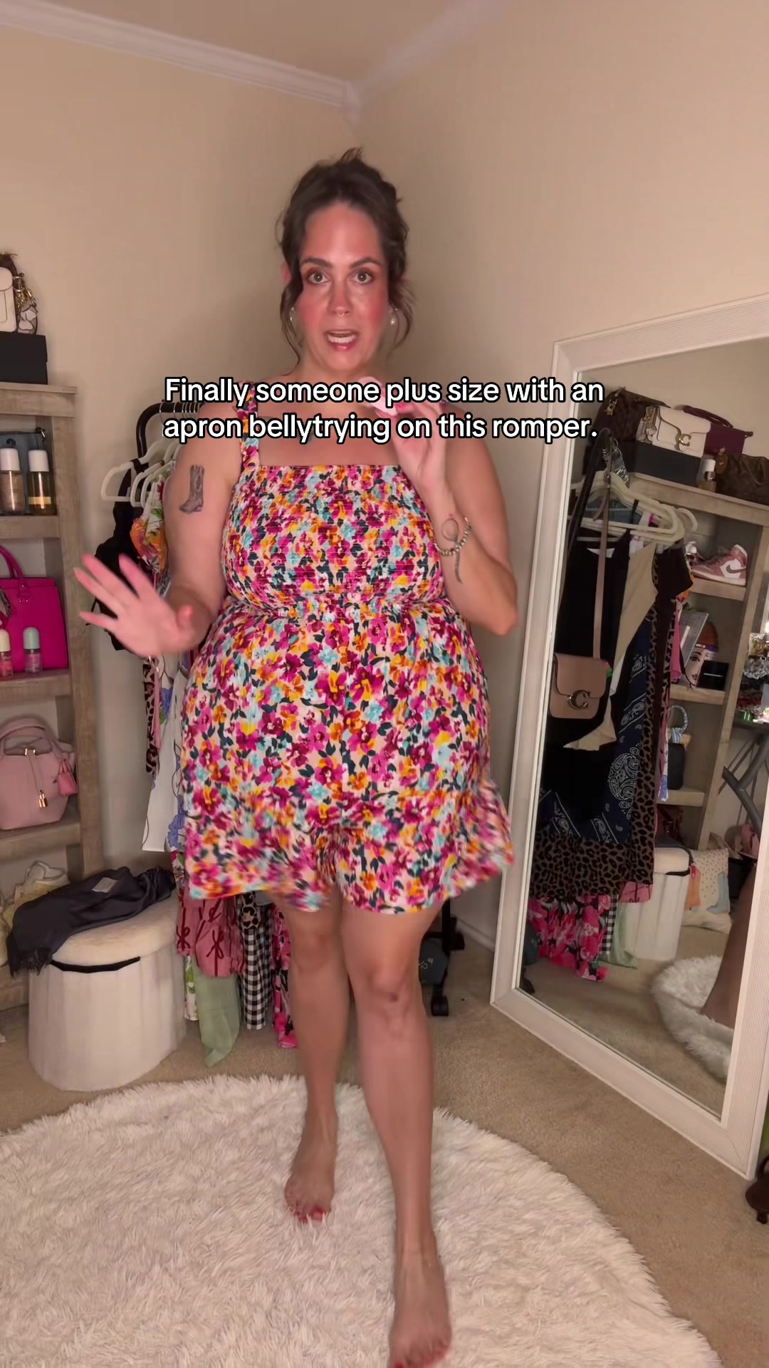 @Lindsey | Apron Belly Girlie🦋