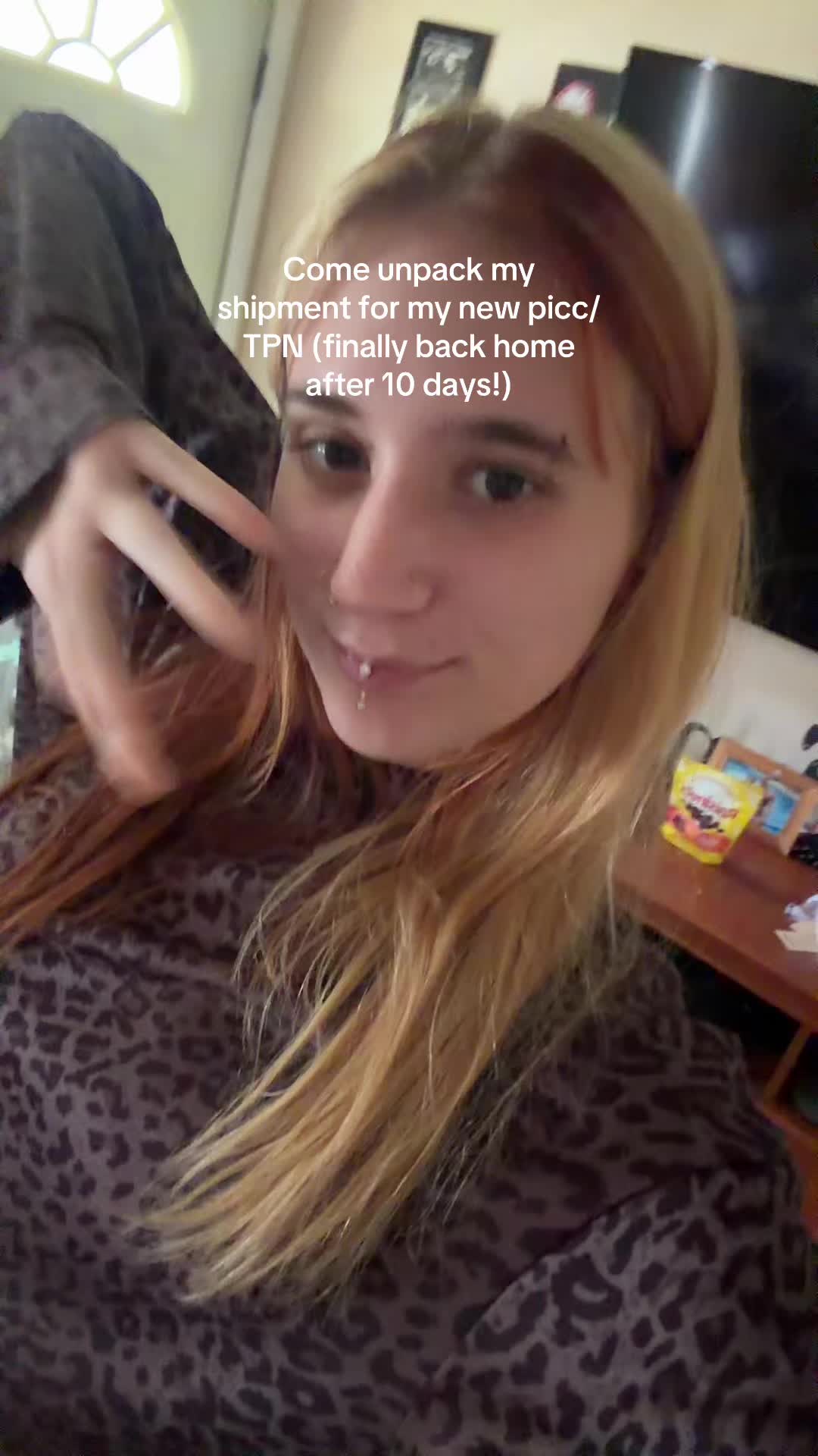 @🪱