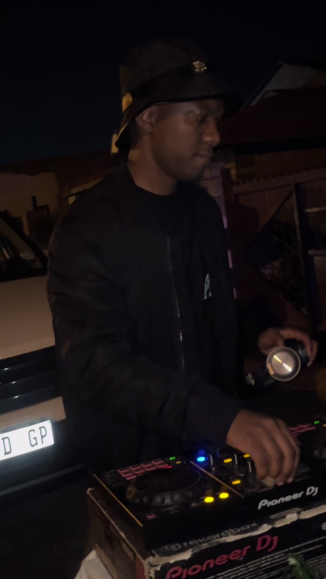@Dimpho