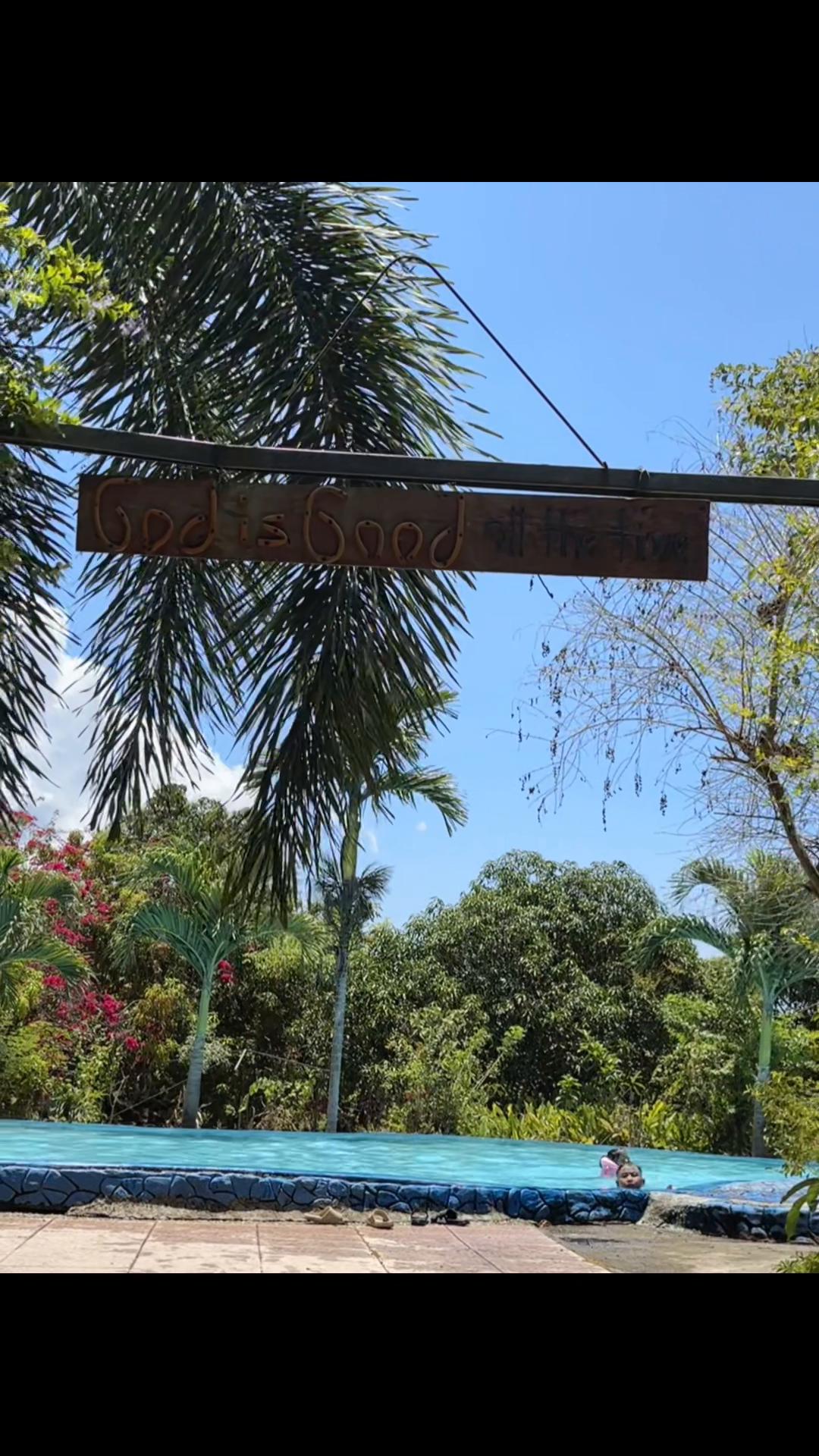 @4E&Oslash;FROMQUEZONPROVINCE